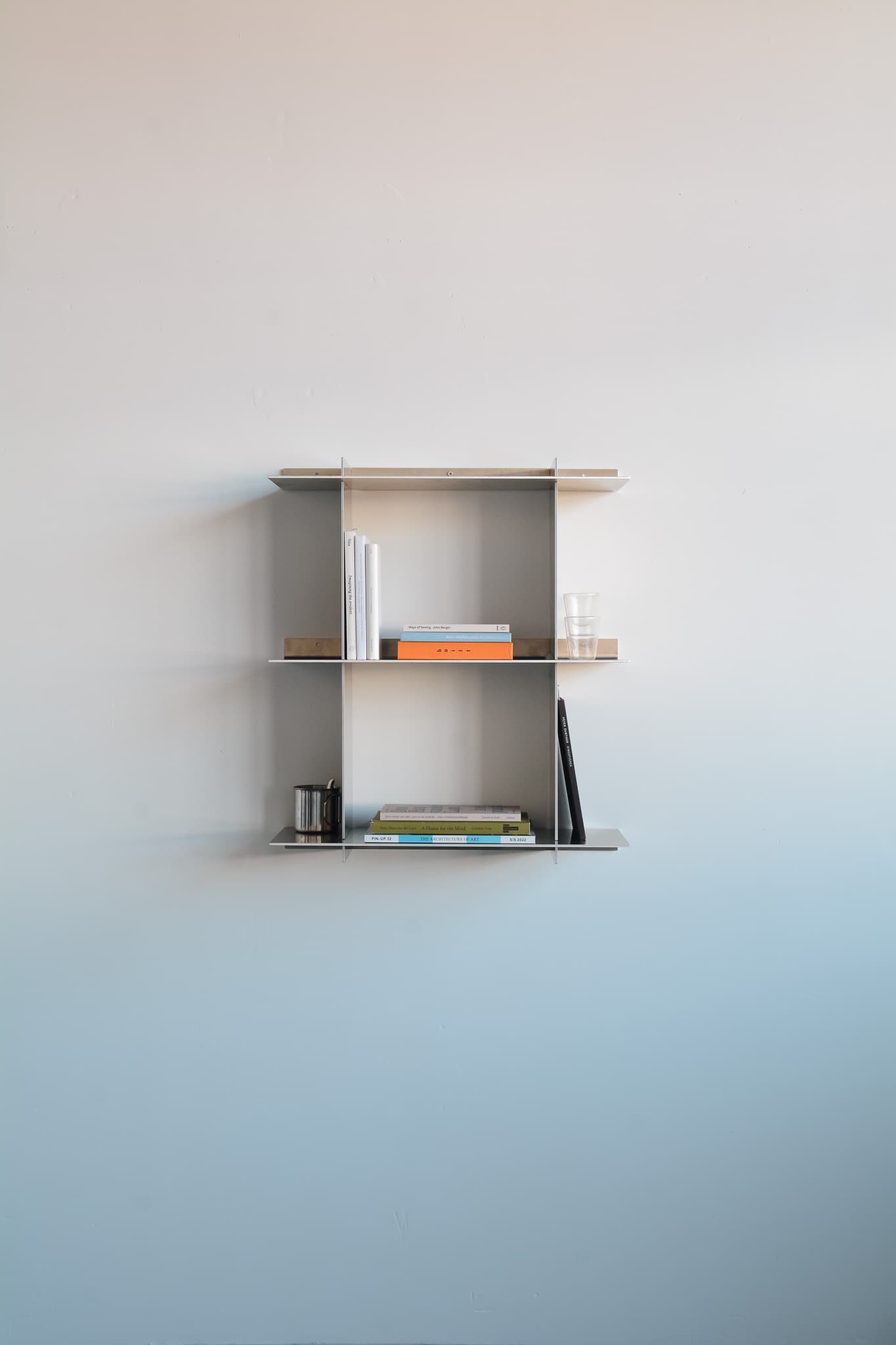Wall Shelf T_600