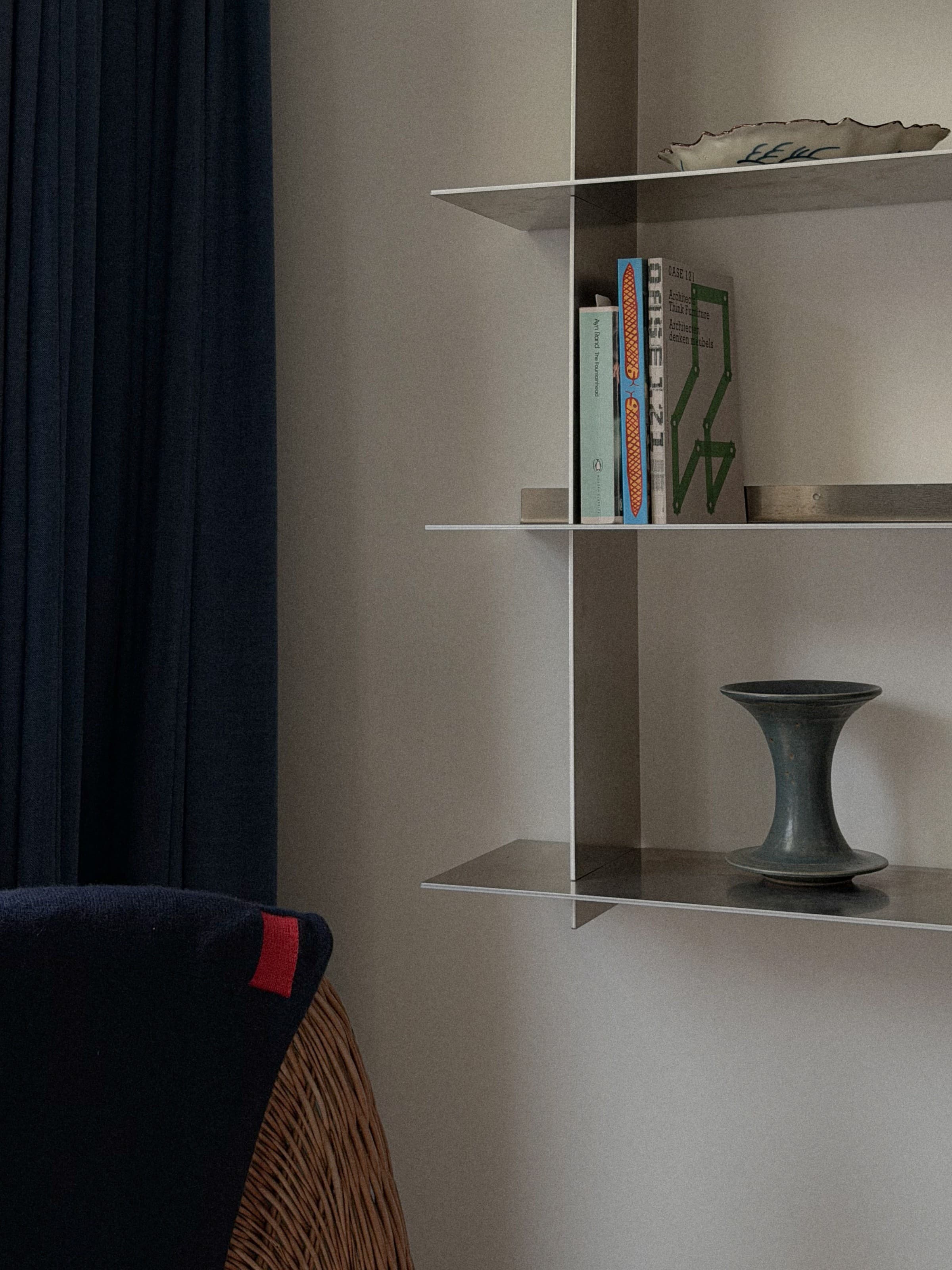 Wall Shelf Q_600