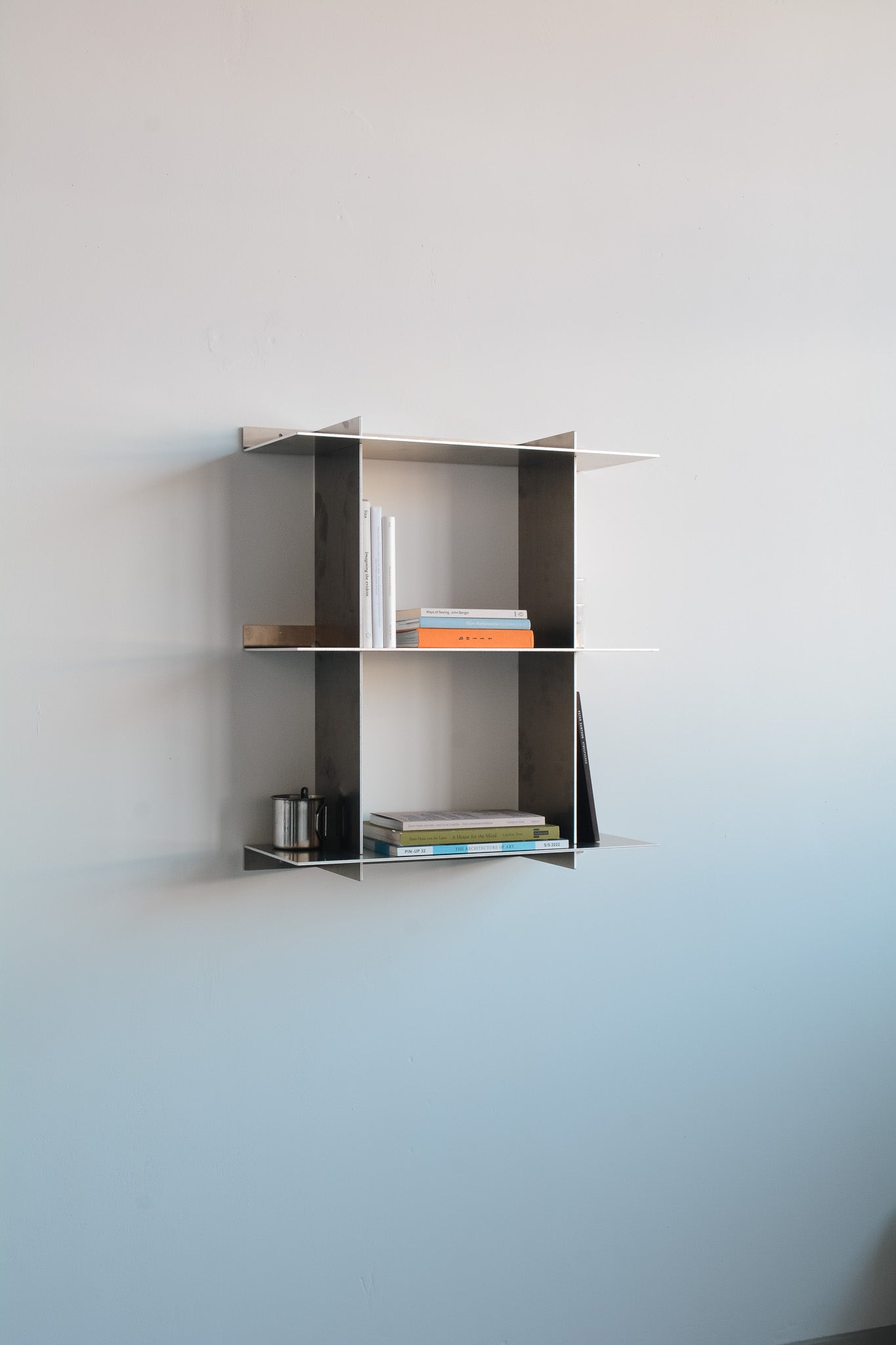 Wall Shelf T_600