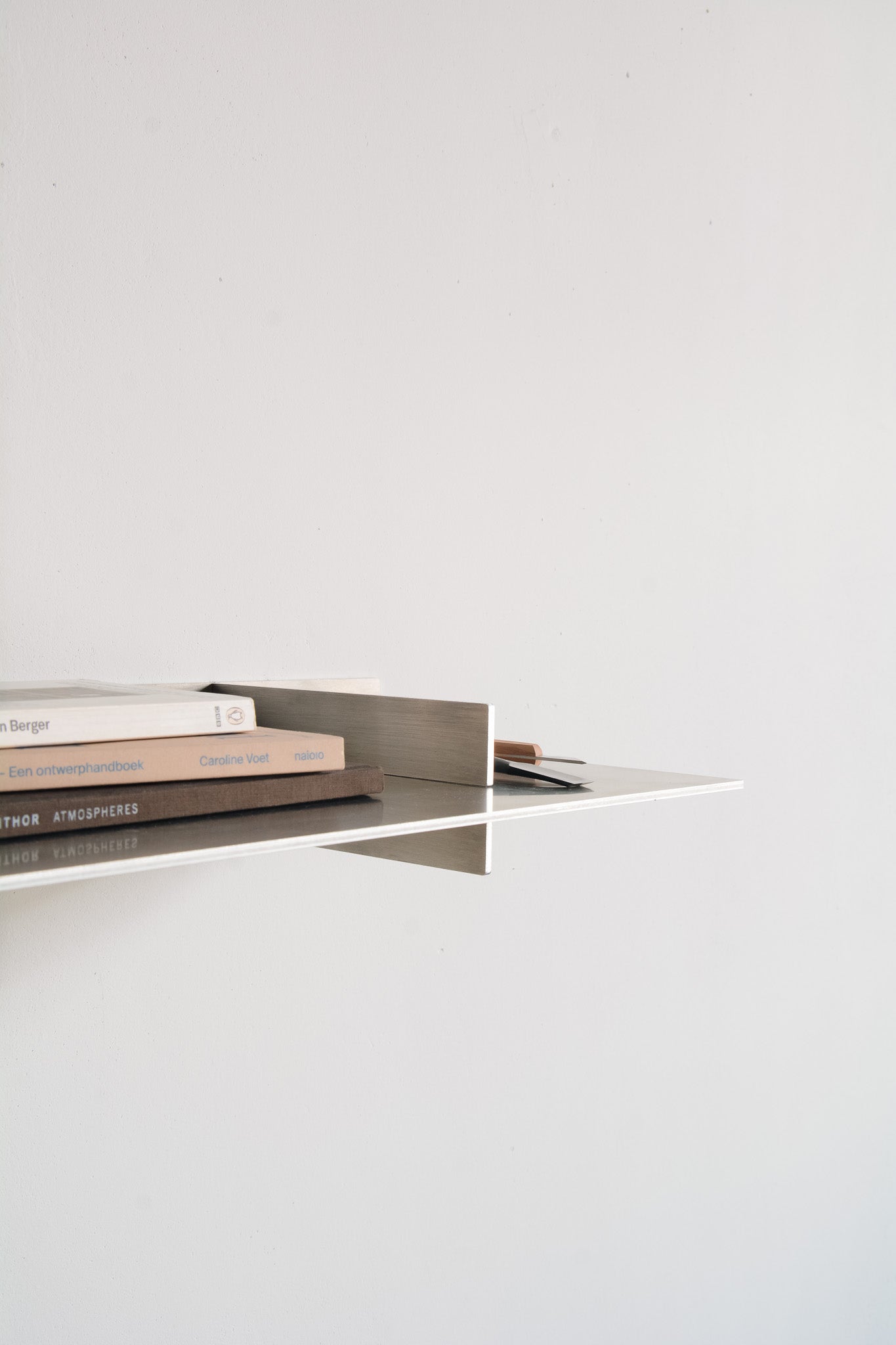 Wall Shelf S_600